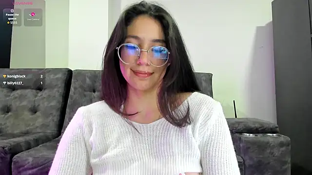 Snapshot of emmadiaz1 chatting on November 2025 04:37:02 AM emmadiaz1 online show from November 2025 04:37:02 AM