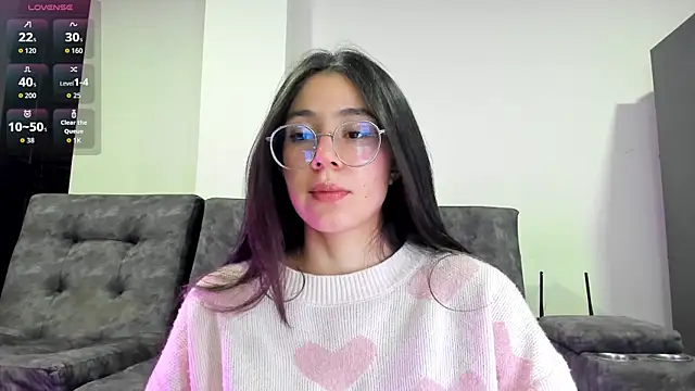 Snapshot of emmadiaz1 chatting on November 2025 03:43:01 AM emmadiaz1 online show from November 2025 03:43:01 AM