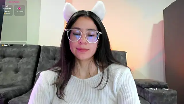 Snapshot of emmadiaz1 chatting on February 2026 03:20:01 AM emmadiaz1 online show from February 2026 03:20:01 AM