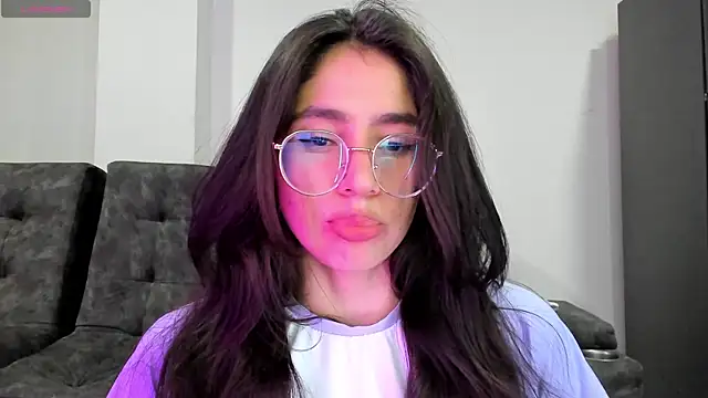 emmadiaz1 online show from January 2025 04:25:01 AM