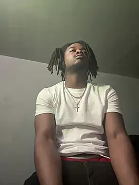 Snapshot of SluttyLyfe4L chatting on March 2026 12:25:01 AM SluttyLyfe4L online show from March 2026 12:25:01 AM