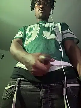 Snapshot of SluttyLyfe4L chatting on April 2026 09:37:02 PM SluttyLyfe4L online show from April 2026 09:37:02 PM