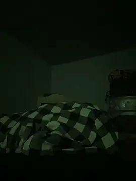 Snapshot of SluttyLyfe4L chatting on April 2026 08:51:01 AM SluttyLyfe4L online show from April 2026 08:51:01 AM