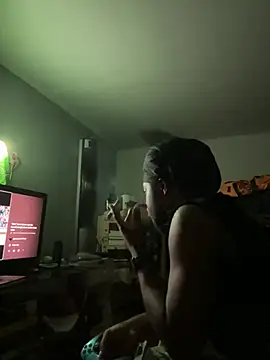 Snapshot of SluttyLyfe4L chatting on July 2026 03:42:02 PM SluttyLyfe4L online show from July 2026 03:42:02 PM