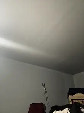 Snapshot of SluttyLyfe4L chatting on March 2026 11:22:01 AM SluttyLyfe4L online show from March 2026 11:22:01 AM