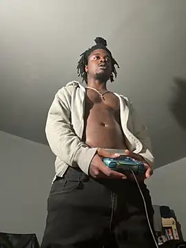 Snapshot of SluttyLyfe4L chatting on March 2026 06:52:02 PM SluttyLyfe4L online show from March 2026 06:52:02 PM