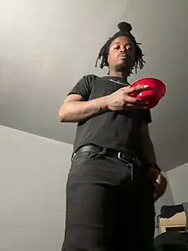 Snapshot of SluttyLyfe4L chatting on March 2026 04:45:01 AM SluttyLyfe4L online show from March 2026 04:45:01 AM