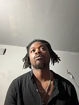 Snapshot of SluttyLyfe4L chatting on April 2026 01:35:01 PM SluttyLyfe4L online show from April 2026 01:35:01 PM