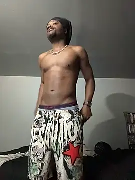 Snapshot of SluttyLyfe4L chatting on June 2026 08:53:02 AM SluttyLyfe4L online show from June 2026 08:53:02 AM