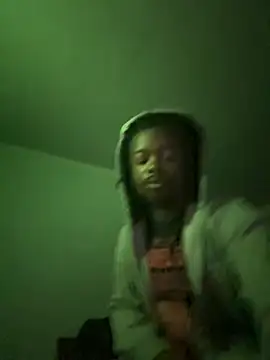 Snapshot of SluttyLyfe4L chatting on March 2026 09:00:02 AM SluttyLyfe4L online show from March 2026 09:00:02 AM