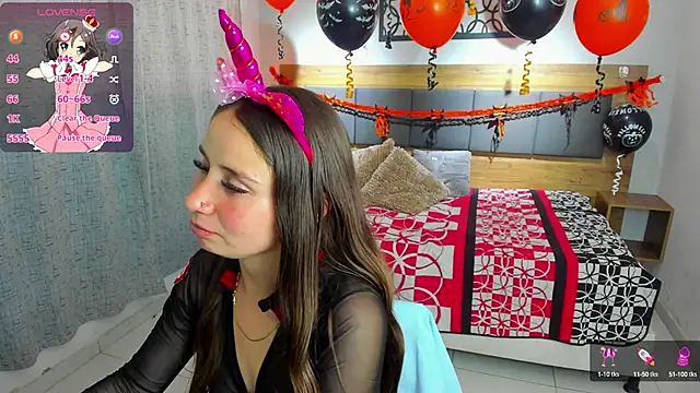 martina lujann online show from October 2025 01:45:01 PM