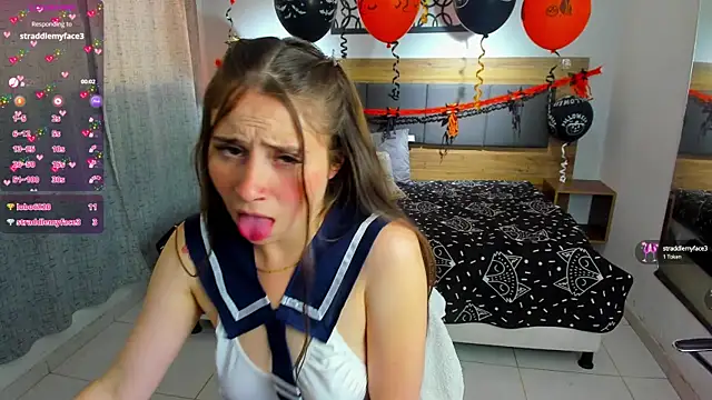 martina lujann online show from October 2025 01:44:02 PM