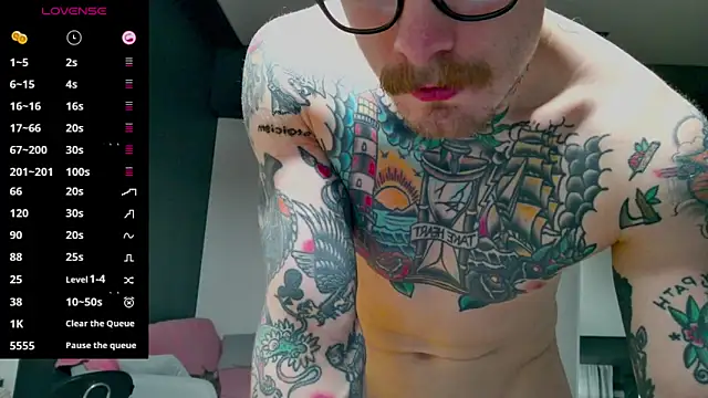 Snapshot of white_King9999 chatting on December 2025 04:00:01 AM white King9999 online show from December 2025 04:00:01 AM