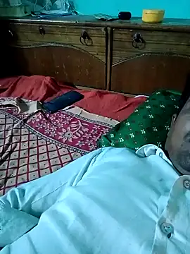 Lustyful Couple online show from February 2025 07:45:01 AM