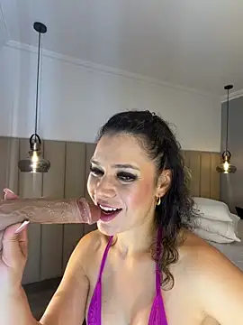 SOFIAGOEZ30 online show from June 2026 11:48:02 AM