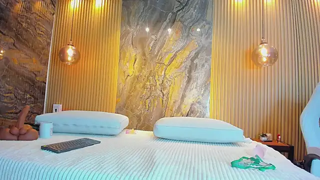 nathassa grant online show from March 2025 02:45:01 PM