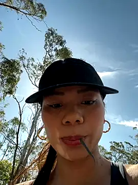 asian pina online show from November 2025 04:57:01 AM