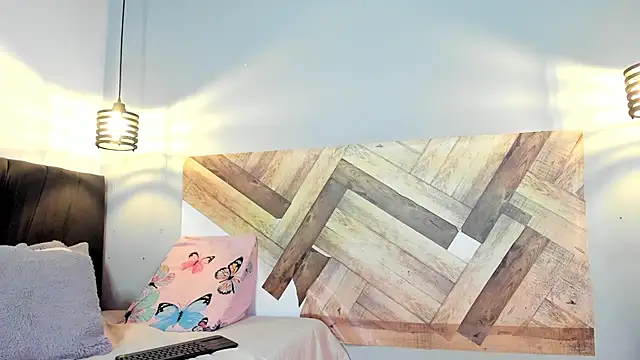 DailaSmith online show from February 2026 03:36:02 PM