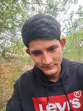 Juan Hotcaliemte online show from April 2026 12:01:01 PM