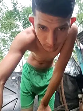 Juan Hotcaliemte online show from December 2025 12:19:02 PM