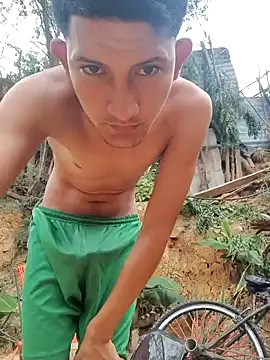 Juan Hotcaliemte online show from February 2026 12:01:02 PM