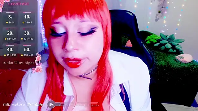 Snapshot of MilkyXSakura chatting on January 2025 06:56:02 AM MilkyXSakura online show from January 2025 06:56:02 AM