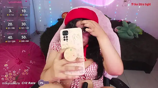 MilkyXSakura online show from November 2025 02:14:02 AM