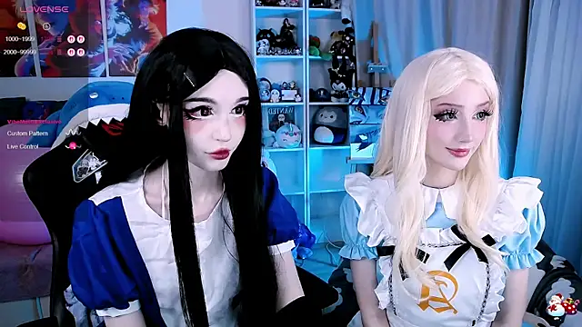 Snapshot of _Sparkland_ chatting on September 2025 07:14:01 PM Sparkland online show from September 2025 07:14:01 PM