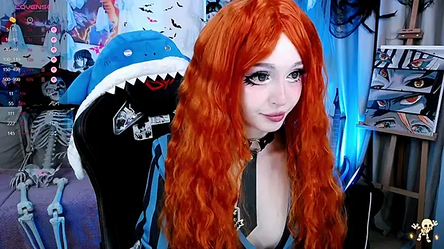 Snapshot of _Sparkland_ chatting on November 2025 08:45:01 PM Sparkland online show from November 2025 08:45:01 PM