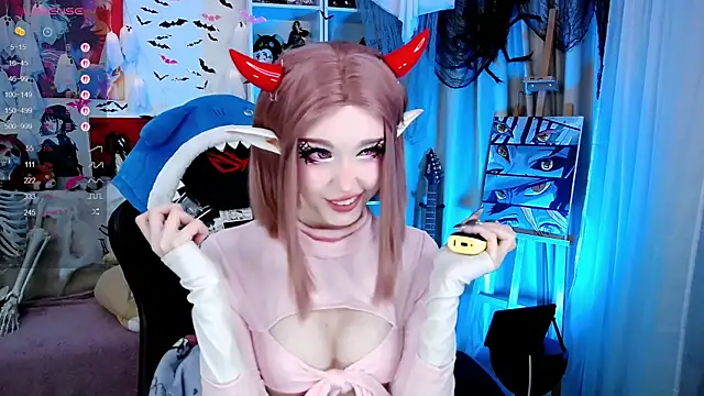 Snapshot of _Sparkland_ chatting on October 2025 09:26:02 PM Sparkland online show from October 2025 09:26:02 PM