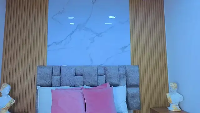 Khalifa fletcher online show from November 2025 08:36:02 PM