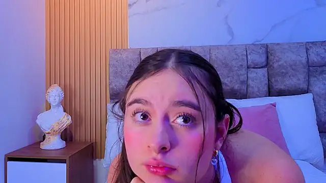 Khalifa fletcher online show from October 2025 02:02:02 PM