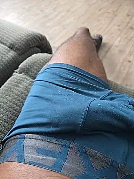 Snapshot of Keshuloveyou chatting on January 2025 08:21:01 PM Keshuloveyou online show from January 2025 08:21:01 PM