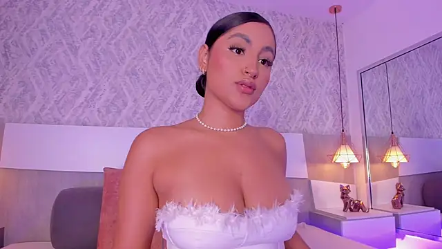 Snapshot of AishaPeyton chatting on December 2025 02:49:02 PM AishaPeyton online show from December 2025 02:49:02 PM