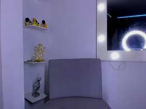 Snapshot of Princess_sammy666 chatting on October 2025 03:25:02 AM Princess sammy666 online show from October 2025 03:25:02 AM