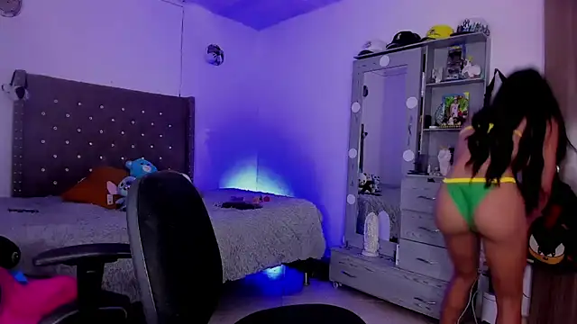 Princess sammy666 online show from March 2026 06:09:02 PM