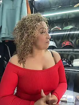 Snapshot of Katti_Barrera chatting on July 2026 08:09:02 PM Katti Barrera online show from July 2026 08:09:02 PM