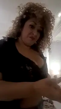 Katti Barrera online show from September 2025 01:33:01 PM
