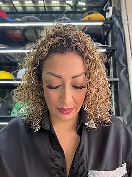 Snapshot of Katti_Barrera chatting on June 2026 06:14:01 PM Katti Barrera online show from June 2026 06:14:01 PM