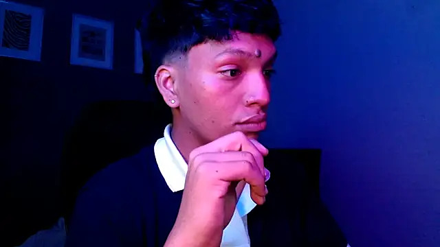 Snapshot of Xander_bonnet1 chatting on January 2025 06:12:01 AM Xander bonnet1 online show from January 2025 06:12:01 AM