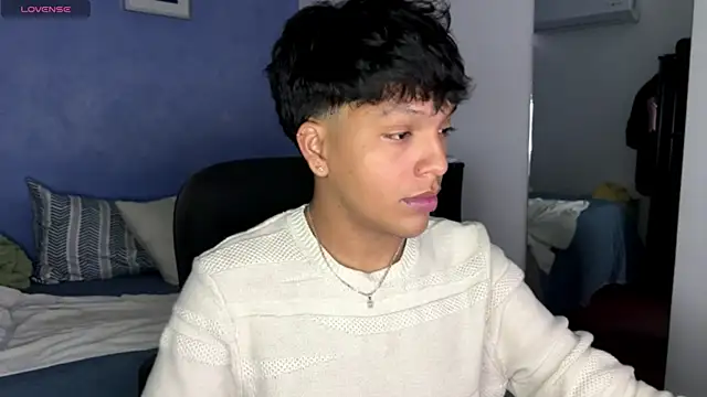 Snapshot of Xander_bonnet1 chatting on October 2025 12:46:01 PM Xander bonnet1 online show from October 2025 12:46:01 PM