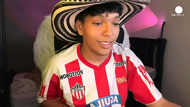 Snapshot of Xander_bonnet1 chatting on February 2025 09:10:02 PM Xander bonnet1 online show from February 2025 09:10:02 PM