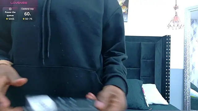 petitelittleebony online show from February 2026 02:19:02 AM