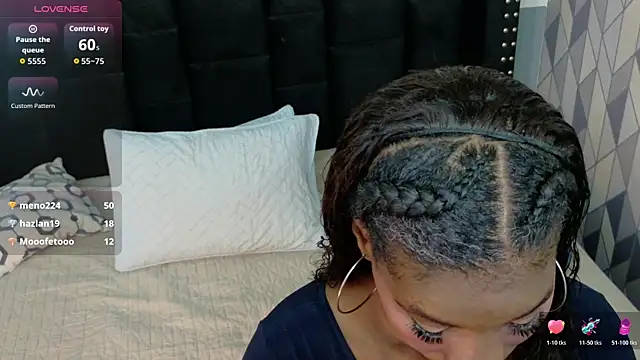 petitelittleebony online show from October 2025 03:05:01 AM