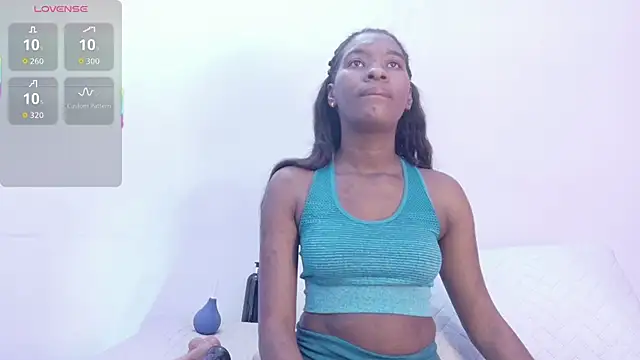 petitelittleebony online show from November 2025 12:09:02 PM