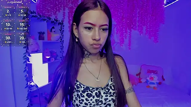 Snapshot of cat_kitty18_ chatting on July 2026 06:08:01 PM cat kitty18 online show from July 2026 06:08:01 PM