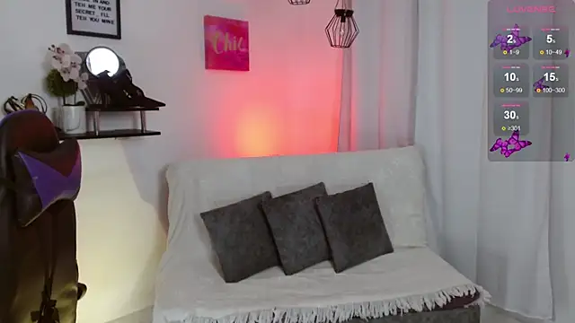 Snapshot of Emmi_Cam chatting on June 2026 01:16:01 PM Emmi Cam online show from June 2026 01:16:01 PM