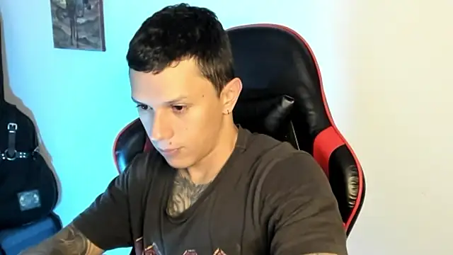 Snapshot of goodboy69l chatting on February 2026 12:19:02 AM goodboy69l online show from February 2026 12:19:02 AM