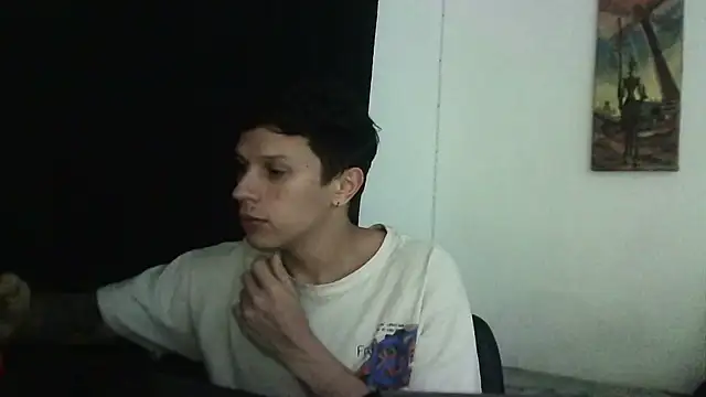 Snapshot of goodboy69l chatting on February 2025 07:37:01 PM goodboy69l online show from February 2025 07:37:01 PM