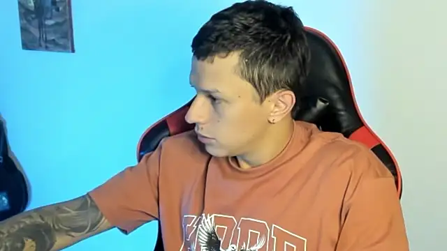 Snapshot of goodboy69l chatting on February 2026 12:13:02 PM goodboy69l online show from February 2026 12:13:02 PM